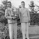 優勝した戸田（左）と2位の井上（ゴルフドム1938年10月号＝日本ゴルフ協会所蔵＝より）